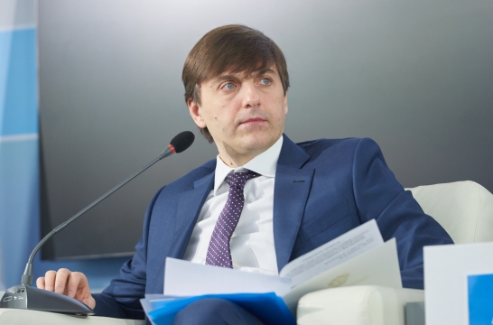 Эпидемиологическая ситуация в школах, детсадах и учреждениях СПО спокойная – Сергей Кравцов Эпидемиологическая ситуация в школах, детсадах и учреждениях СПО спокойная – Сергей Кравцов