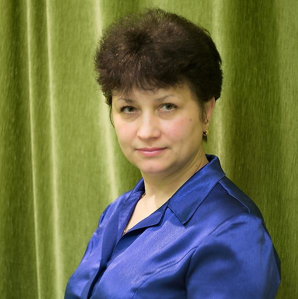 Лариса Лозенко