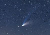 http://upload.wikimedia.org/wikipedia/commons/thumb/1/14/Comet_Hale_Bopp.jpg/200px-Comet_Hale_Bopp.jpg