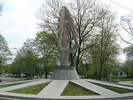 Памятник жертвам Кавказской войны XVIII-XIX вв