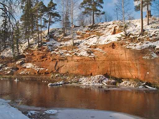 Обнажения девонских песчаников в Сиверской (зима 2007)